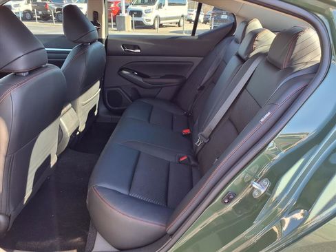 New 2025 Nissan Altima 2.5 SR image 11