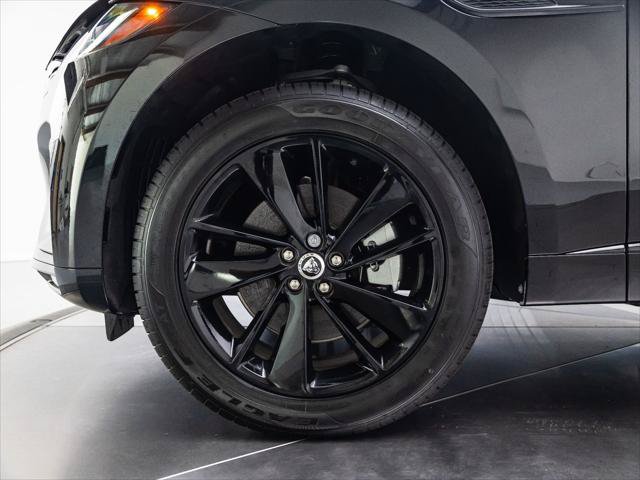 New 2025 Jaguar F-PACE R-Dynamic S AWD/4WD image 12