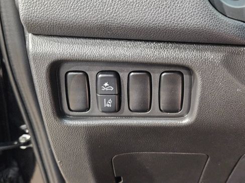 Used 2025 Mitsubishi Outlander Sport LE AWD/4WD image 24