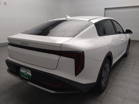 Used 2025 Kia K4 FWD image 9