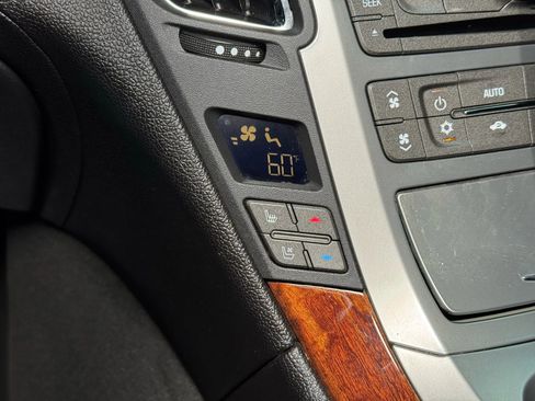 Used 2011 Cadillac CTS Premium image 40