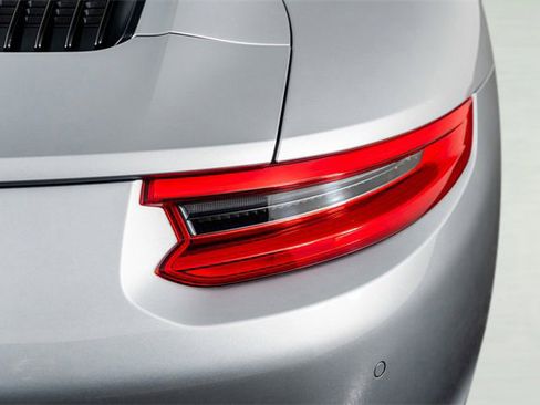 Used 2017 Porsche 911 Carrera image 13