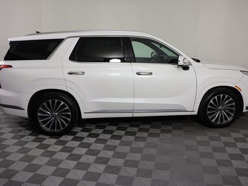 Used 2024 Hyundai Palisade Calligraphy image 9