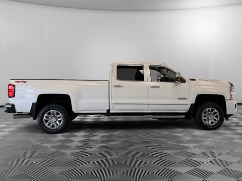 Used 2019 Chevrolet Silverado 3500 High Country w/ Duramax Plus Package AWD/4WD image 9