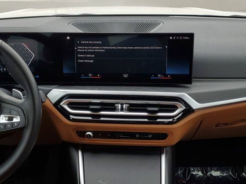 Used 2023 BMW 330i xDrive Sedan w/ Convenience Package image 26