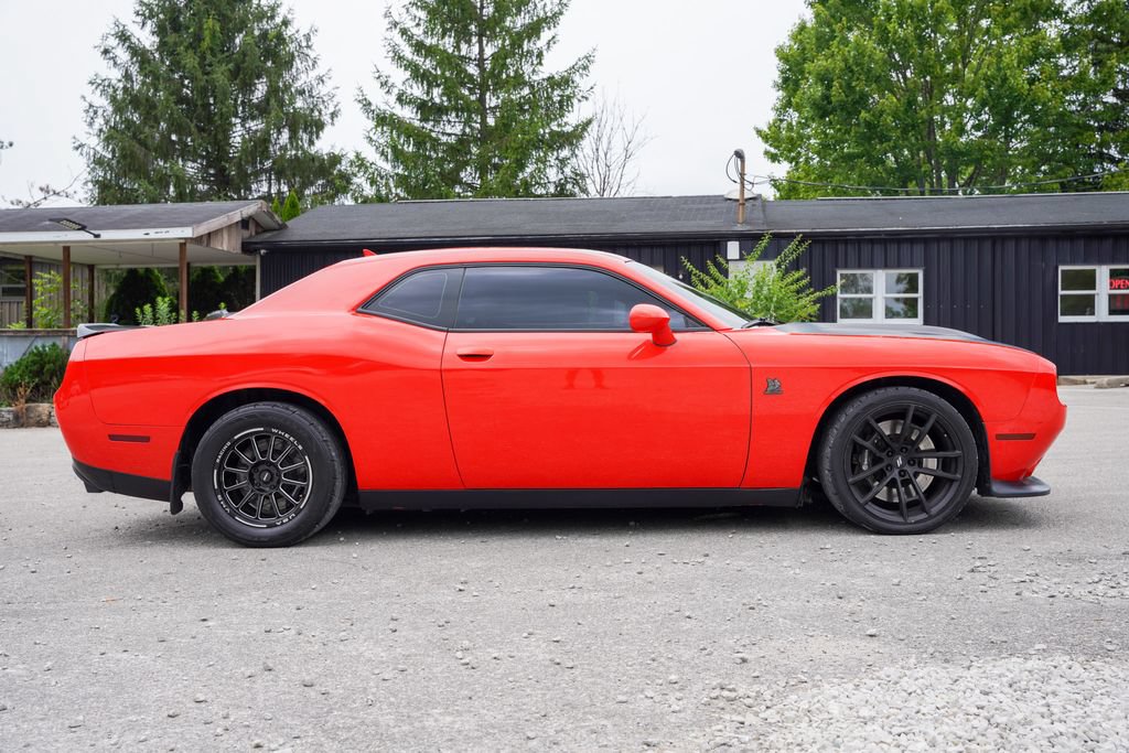 Used 2020 Dodge Challenger R/T Scat Pack w/ Dynamics Package RWD image 9