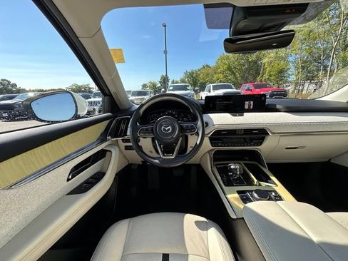Used 2025 MAZDA CX-90 3.3 Turbo S w/ Premium Plus AWD/4WD image 16