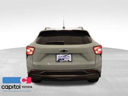Used 2025 Chevrolet Trax ACTIV w/ Sunroof Package