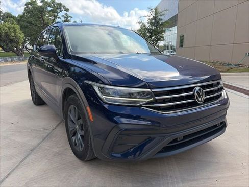 Used 2022 Volkswagen Tiguan SE AWD/4WD image 5