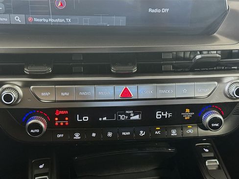 Used 2025 Kia Telluride S image 24