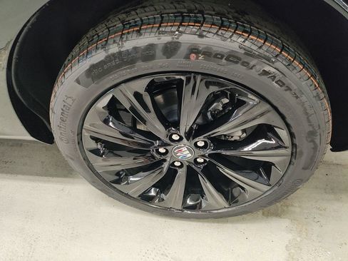 New 2026 Buick Envista Sport Touring w/ Convenience I Package FWD image 19