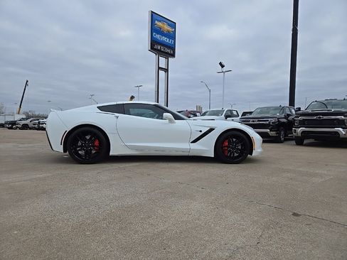 Used 2019 Chevrolet Corvette Stingray Coupe w/ Carbon Flash Badge Package image 8