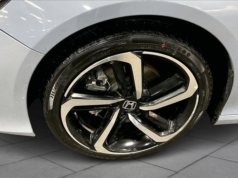 Used 2022 Honda Accord Sport image 10