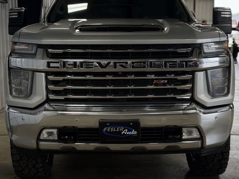 Used 2021 Chevrolet Silverado 2500 LTZ w/ LTZ Premium Texas Edition AWD/4WD image 3