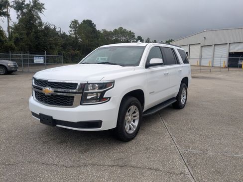 Used 2019 Chevrolet Tahoe LT image 8