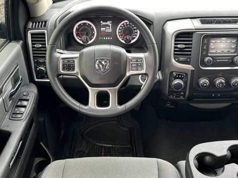 Used 2024 RAM 1500 Classic SLT image 15