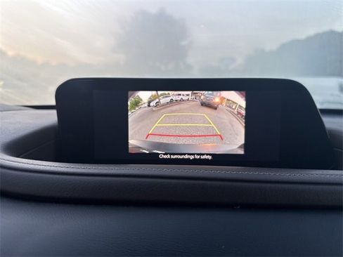 Used 2022 MAZDA CX-30 AWD 2.5 S w/ Premium Package image 17