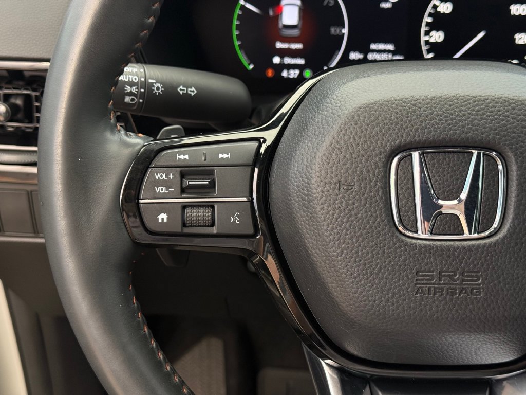 Used 2024 Honda CR-V Sport Touring image 11