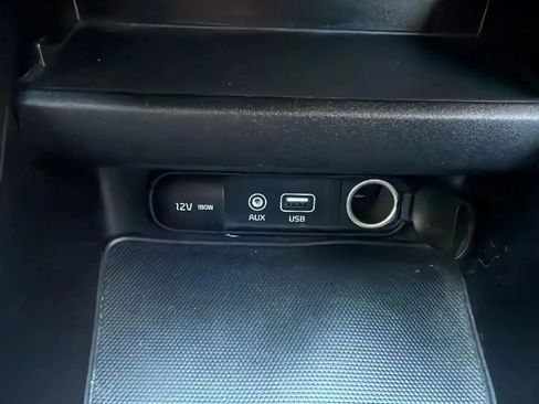 Used 2019 Kia Forte LXS image 19