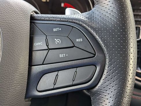 Used 2025 Dodge Durango GT RWD image 28