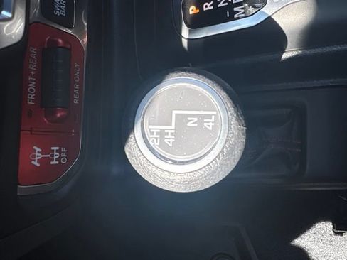 Used 2019 Jeep Wrangler Rubicon AWD/4WD image 29