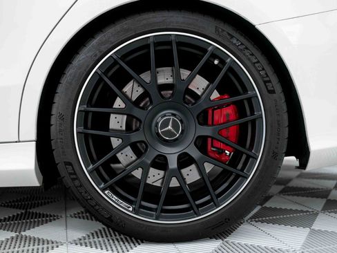 Used 2017 Mercedes-Benz C 63 AMG S image 40
