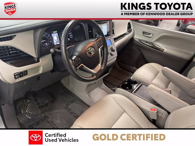 Certified 2020 Toyota Sienna XLE w/ XLE Navigation Package FWD image 21