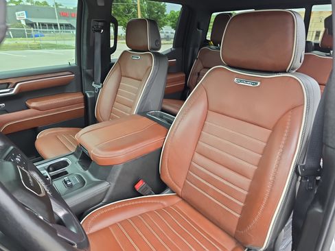 Used 2023 GMC Sierra 1500 Denali Ultimate AWD/4WD image 14