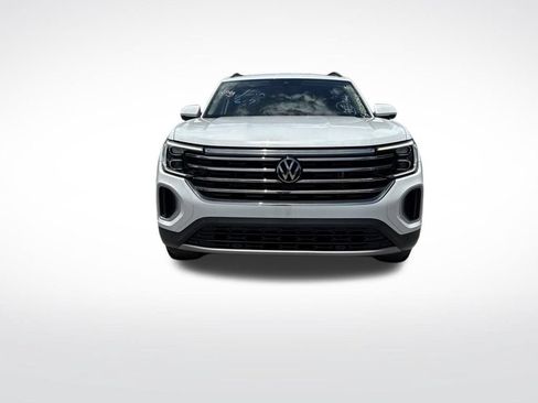Used 2025 Volkswagen Atlas SE FWD image 3