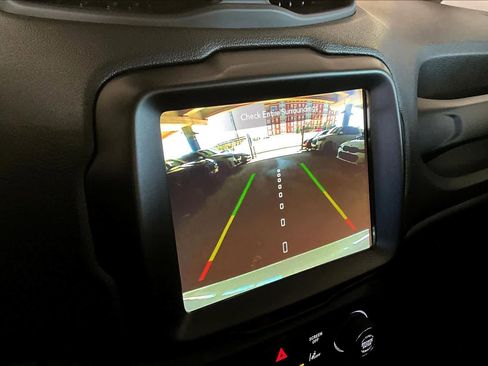 Used 2023 Jeep Renegade Trailhawk image 26