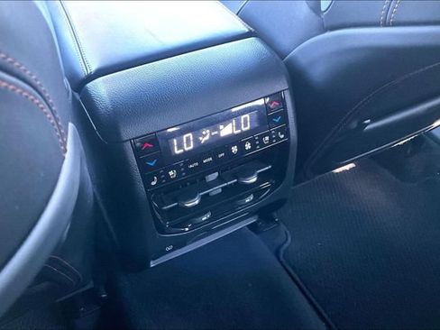 Used 2024 Jeep Grand Cherokee Summit AWD/4WD image 34