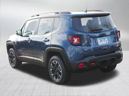 Used 2023 Jeep Renegade Trailhawk w/ Trailhawk Elite Group image 5