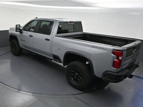 Used 2024 Chevrolet Silverado 2500 ZR2 w/ ZR2 Bison Edition AWD/4WD image 18
