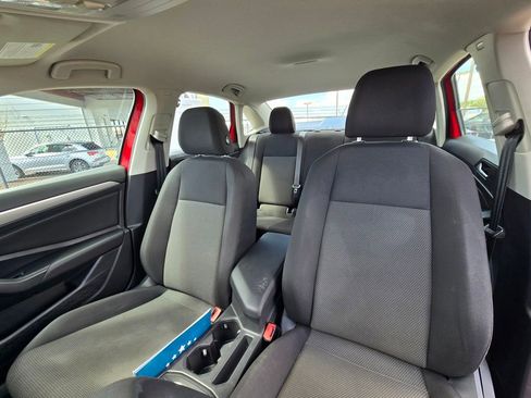 Used 2019 Volkswagen Jetta S w/ Driver Assistance Package image 23