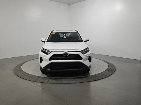 Used 2023 Toyota RAV4 XLE w/ Convenience Package FWD image 9