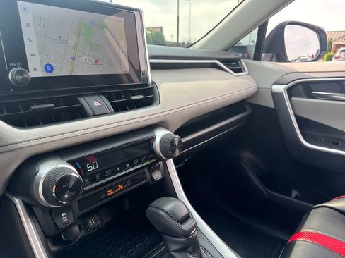 Used 2023 Toyota RAV4 XLE FWD image 20