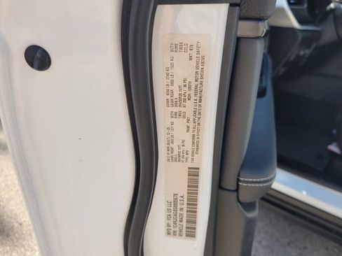New 2025 Jeep Grand Cherokee Altitude RWD image 19