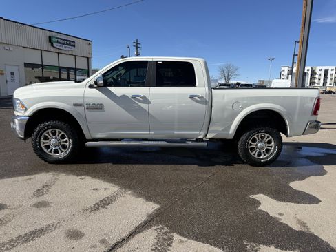 Used 2018 RAM 2500 Laramie w/ Protection Group image 2