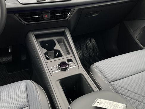 New 2026 Volkswagen Tiguan SE image 17