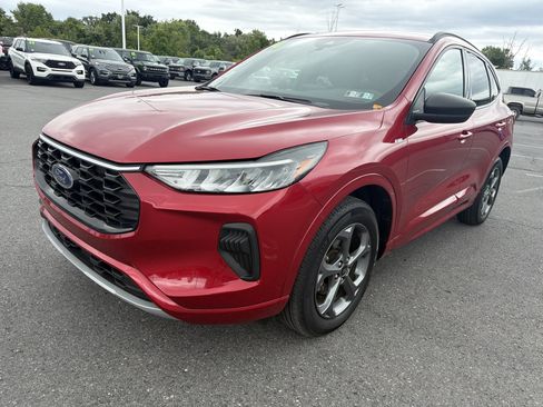 Used 2024 Ford Escape ST-Line AWD/4WD image 8