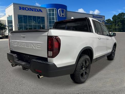 New 2026 Honda Ridgeline Black Edition image 5