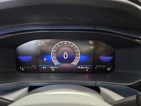 Certified 2023 Volkswagen Taos SE FWD image 20