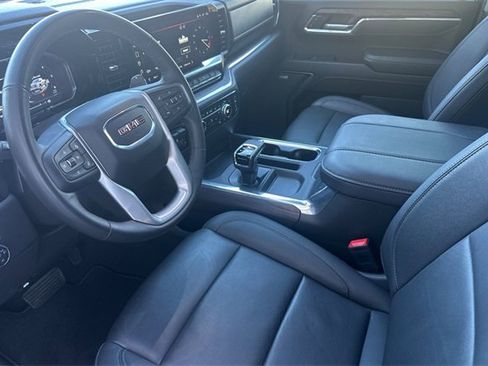 Used 2025 GMC Sierra 1500 SLT w/ SLT Convenience Package image 12