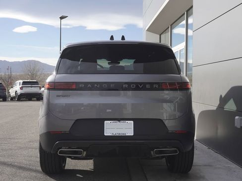 New 2025 Land Rover Range Rover Sport SE image 6