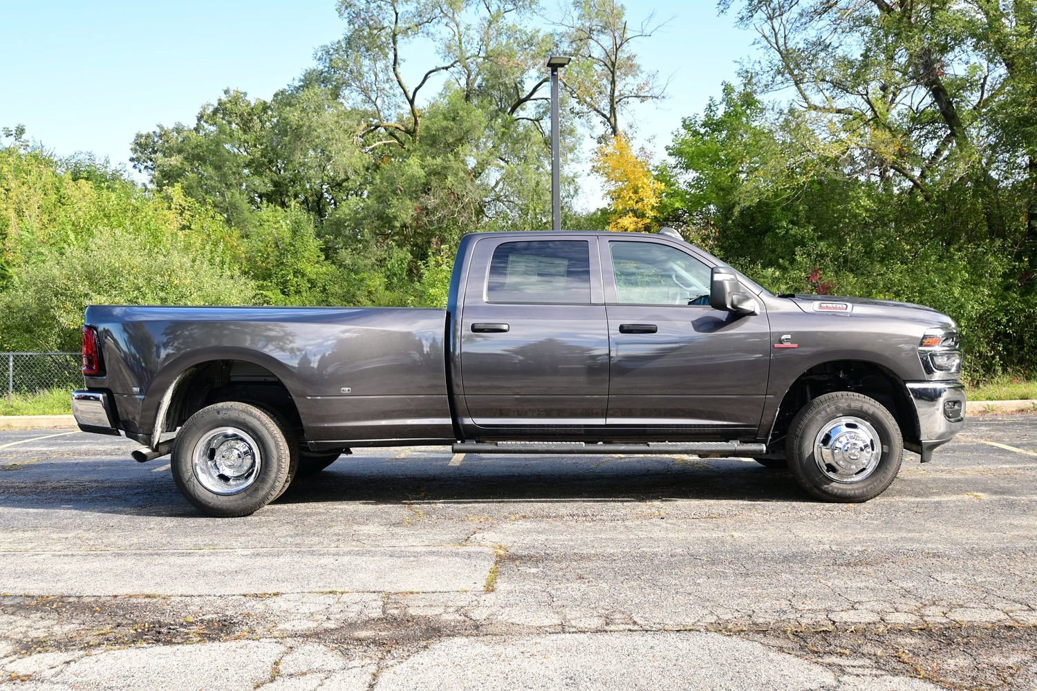 New 2027 RAM 3500 Tradesman AWD/4WD image 18