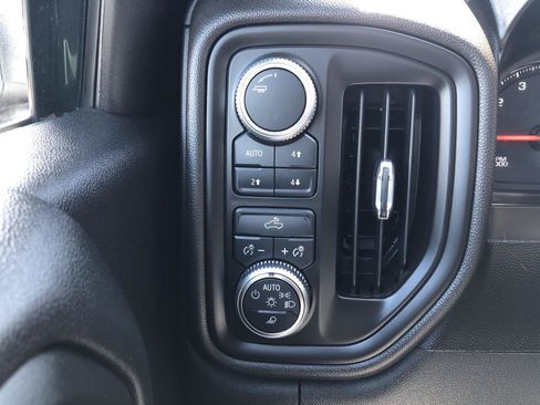 Used 2020 GMC Sierra 1500 4x4 Double Cab w/ Sierra Value Package image 16