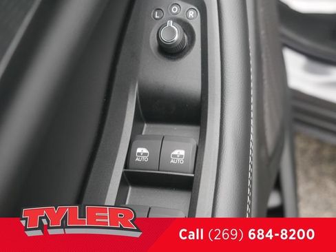 New 2026 Jeep Grand Cherokee Laredo X AWD/4WD image 22