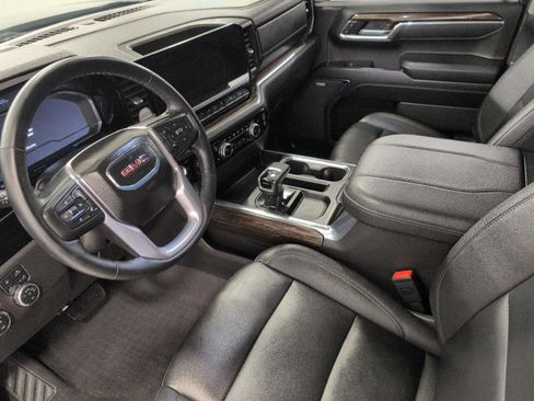 Certified 2025 GMC Sierra 1500 Elevation w/ Elevation Premium Package AWD/4WD image 9