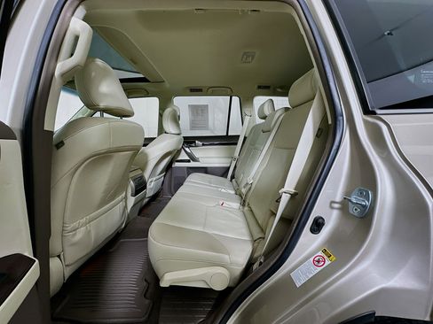 Used 2015 Lexus GX 460 w/ Premium Package image 30