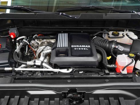 Used 2025 Chevrolet Silverado 1500 High Country w/ Midnight Edition AWD/4WD image 34